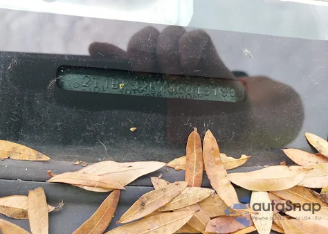 2003 Toyota Corolla S z USA, uszkodzony, nr VIN 2T1BR32EX3C019190